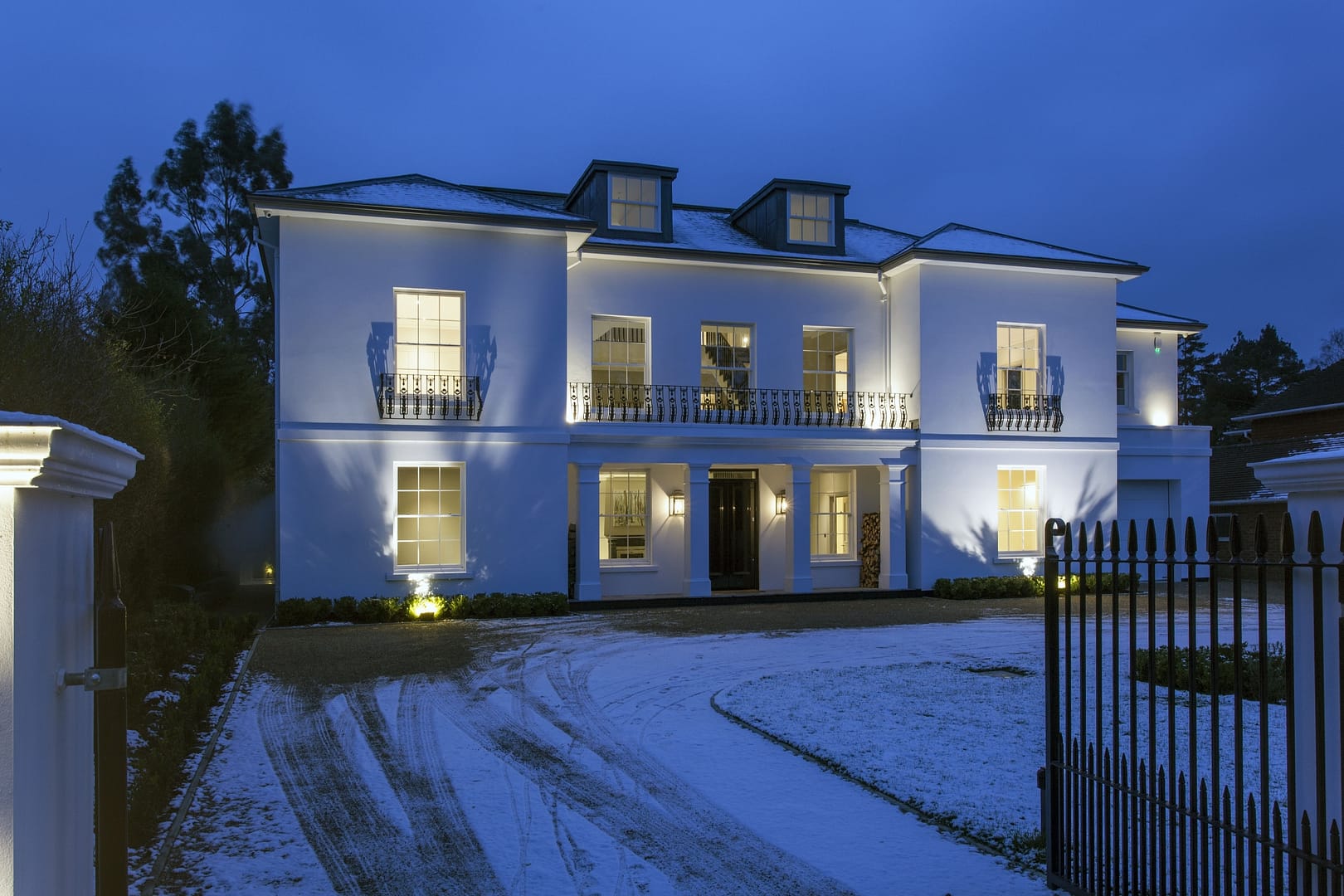 31 Holmewood Ridge front exterior